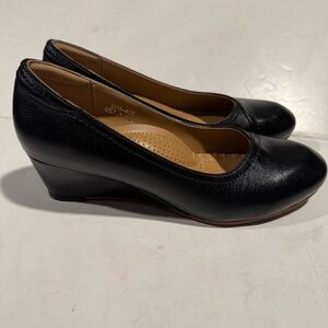 Mona flying Leather Wedges Arch Support Round Toe Classic Dress Pumps Size 7.5